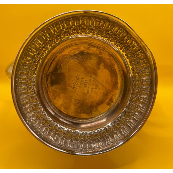 Vintage Wilcox Silver Soldered Teapot 8.5 " Tall - Picture 8 of 9